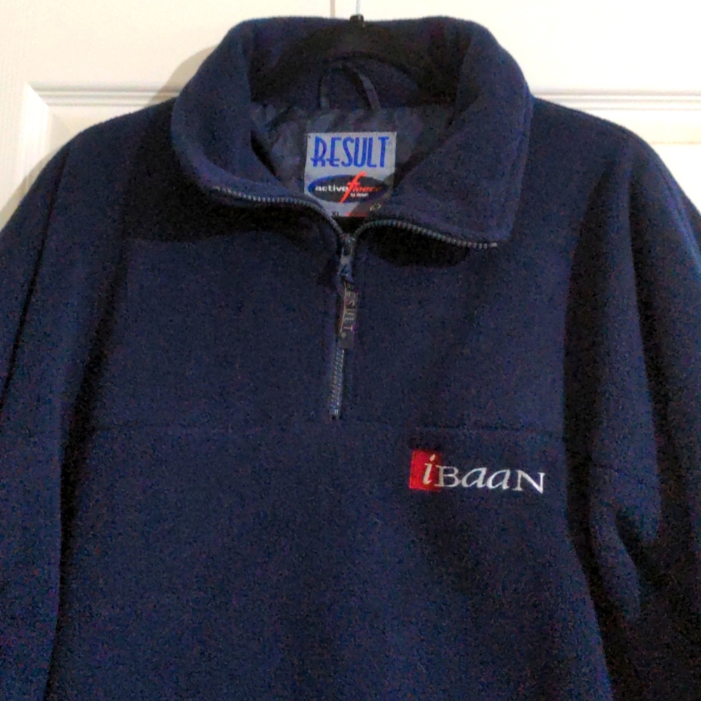 Men's Navy Blue Result Active Fleece. Size XL